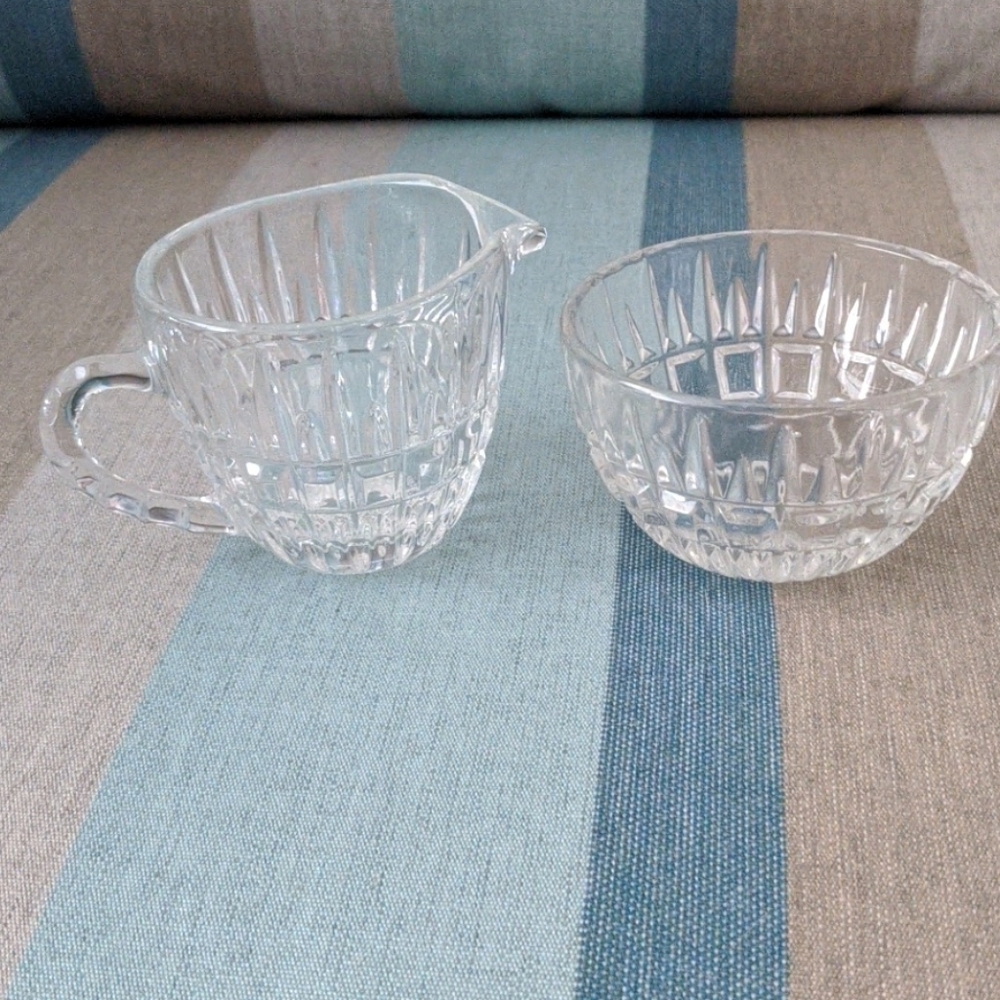 Heirloom lead crystal sugar and creamer